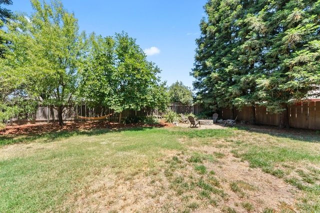 2861 Vi Ct, Yuba City, CA 95993