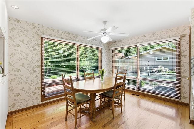 9717 Cherokee Lane, Leawood, KS 66206