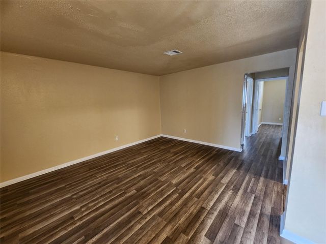 4311 Yellowstone Boulevard 6, Houston, TX 77021