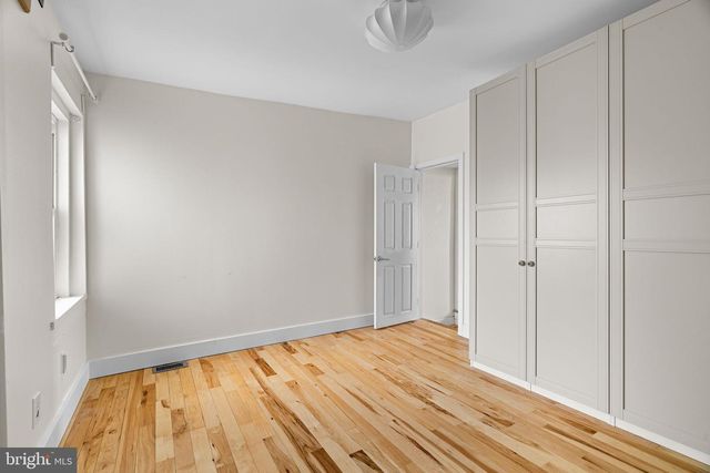 2517 E GORDON ST, Philadelphia, PA 19125