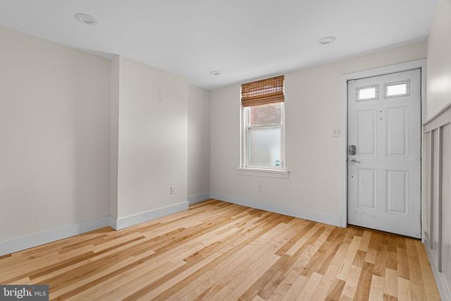 2517 E GORDON ST, Philadelphia, PA 19125