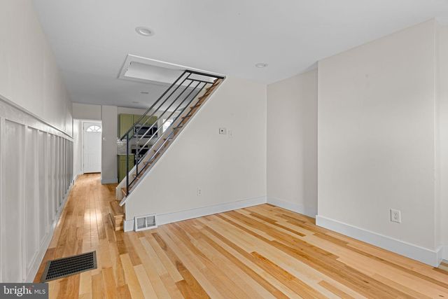 2517 E GORDON ST, Philadelphia, PA 19125