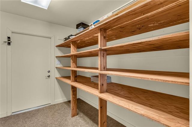 374 N 750 Road, Overbrook, KS 66524