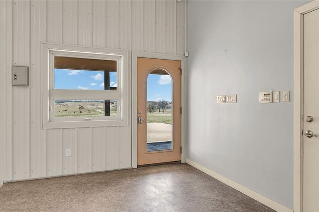 374 N 750 Road, Overbrook, KS 66524