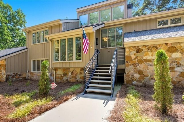 3680 Lamplighter Cove Road, Gainesville, GA 30504