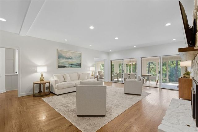 3680 Lamplighter Cove Road, Gainesville, GA 30504