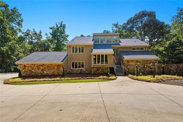 3680 Lamplighter Cove Road, Gainesville, GA 30504