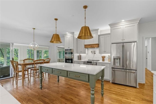 3680 Lamplighter Cove Road, Gainesville, GA 30504