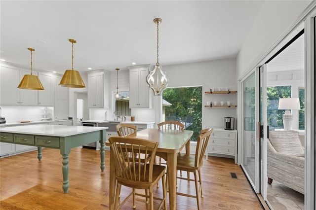 3680 Lamplighter Cove Road, Gainesville, GA 30504