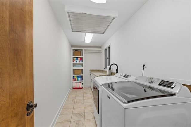 3680 Lamplighter Cove Road, Gainesville, GA 30504