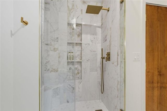 3680 Lamplighter Cove Road, Gainesville, GA 30504