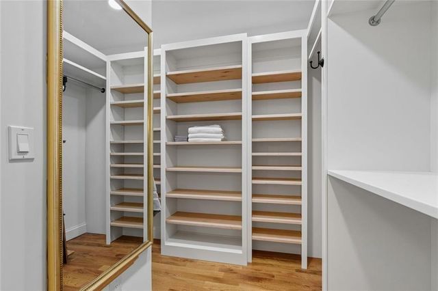 3680 Lamplighter Cove Road, Gainesville, GA 30504