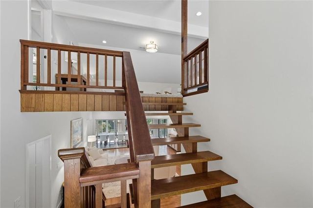 3680 Lamplighter Cove Road, Gainesville, GA 30504