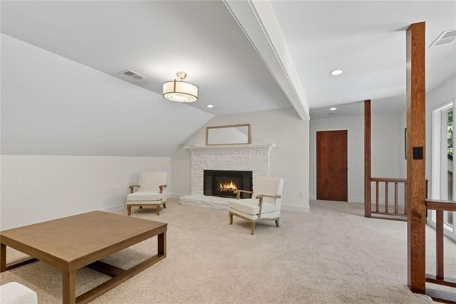 3680 Lamplighter Cove Road, Gainesville, GA 30504