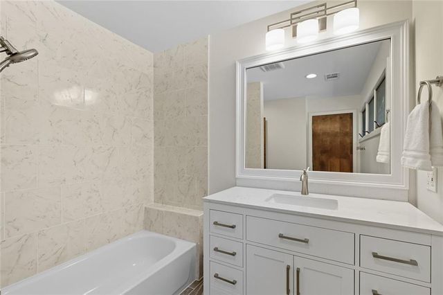 3680 Lamplighter Cove Road, Gainesville, GA 30504