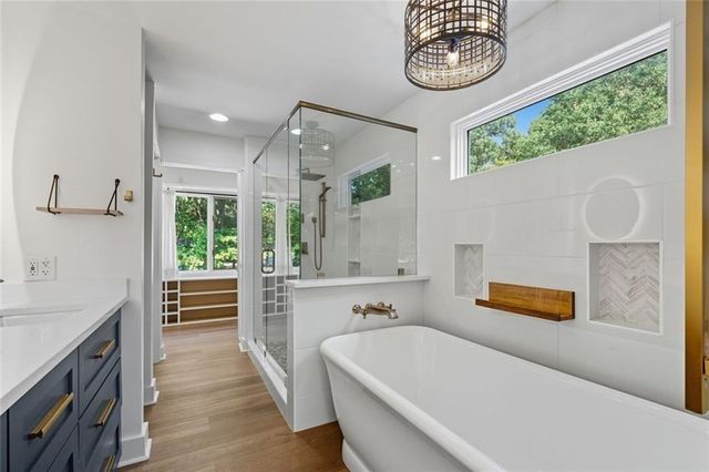 3680 Lamplighter Cove Road, Gainesville, GA 30504