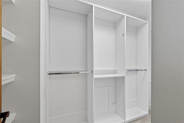 3680 Lamplighter Cove Road, Gainesville, GA 30504