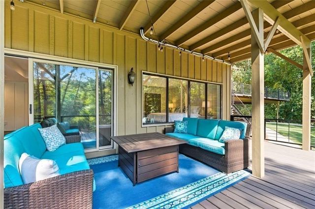 3680 Lamplighter Cove Road, Gainesville, GA 30504