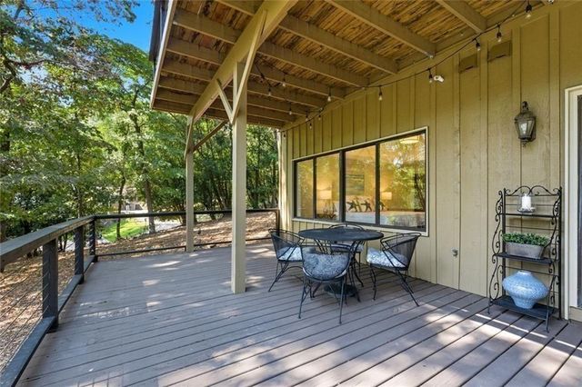 3680 Lamplighter Cove Road, Gainesville, GA 30504