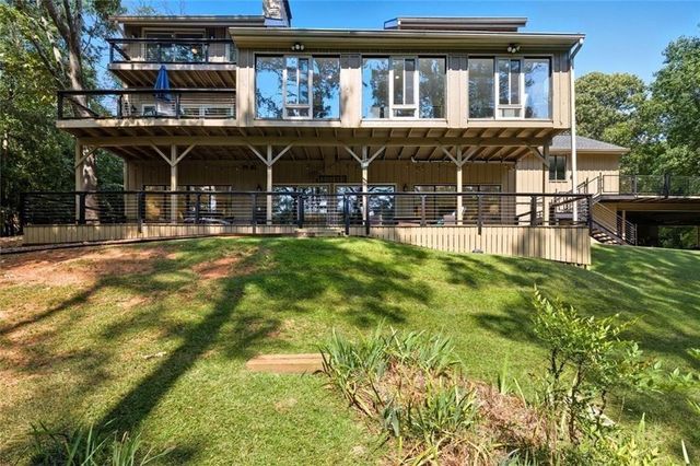 3680 Lamplighter Cove Road, Gainesville, GA 30504