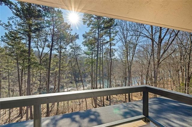 3680 Lamplighter Cove Road, Gainesville, GA 30504