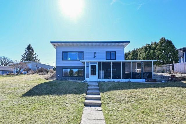 N7374 Chapel DRIVE, Whitewater, WI 53190