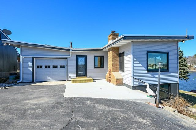 N7374 Chapel DRIVE, Whitewater, WI 53190