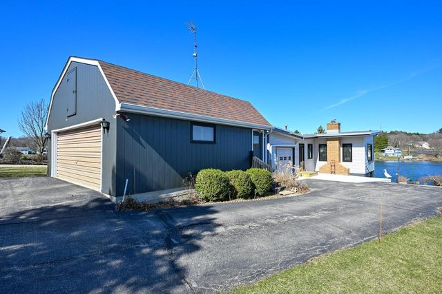 N7374 Chapel DRIVE, Whitewater, WI 53190