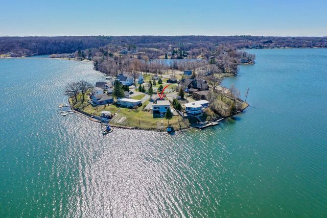 N7374 Chapel DRIVE, Whitewater, WI 53190