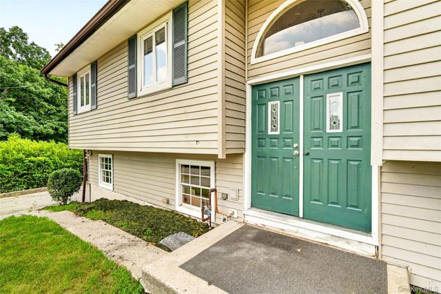 23 Marcy Lane, Middletown, NY 10941