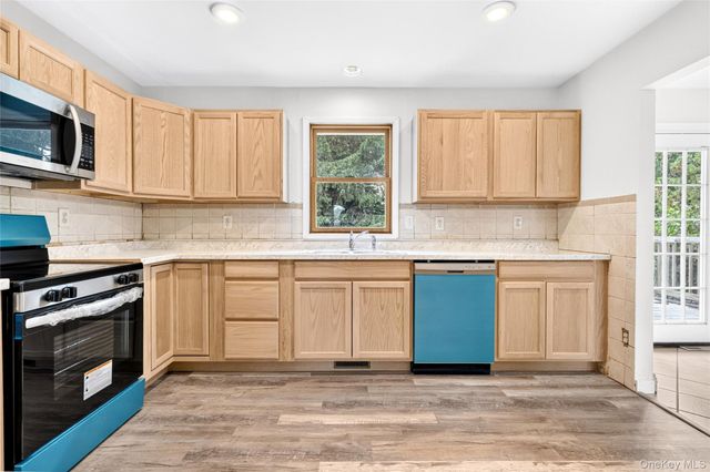 23 Marcy Lane, Middletown, NY 10941