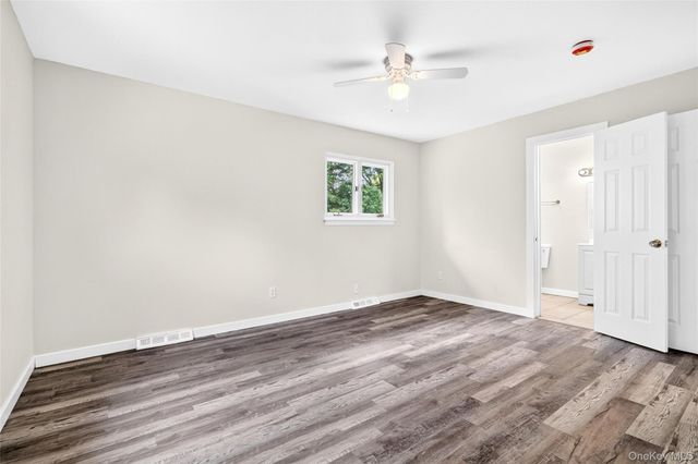 23 Marcy Lane, Middletown, NY 10941