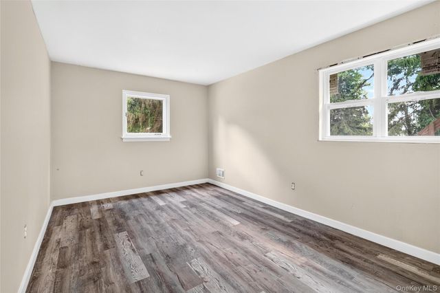 23 Marcy Lane, Middletown, NY 10941