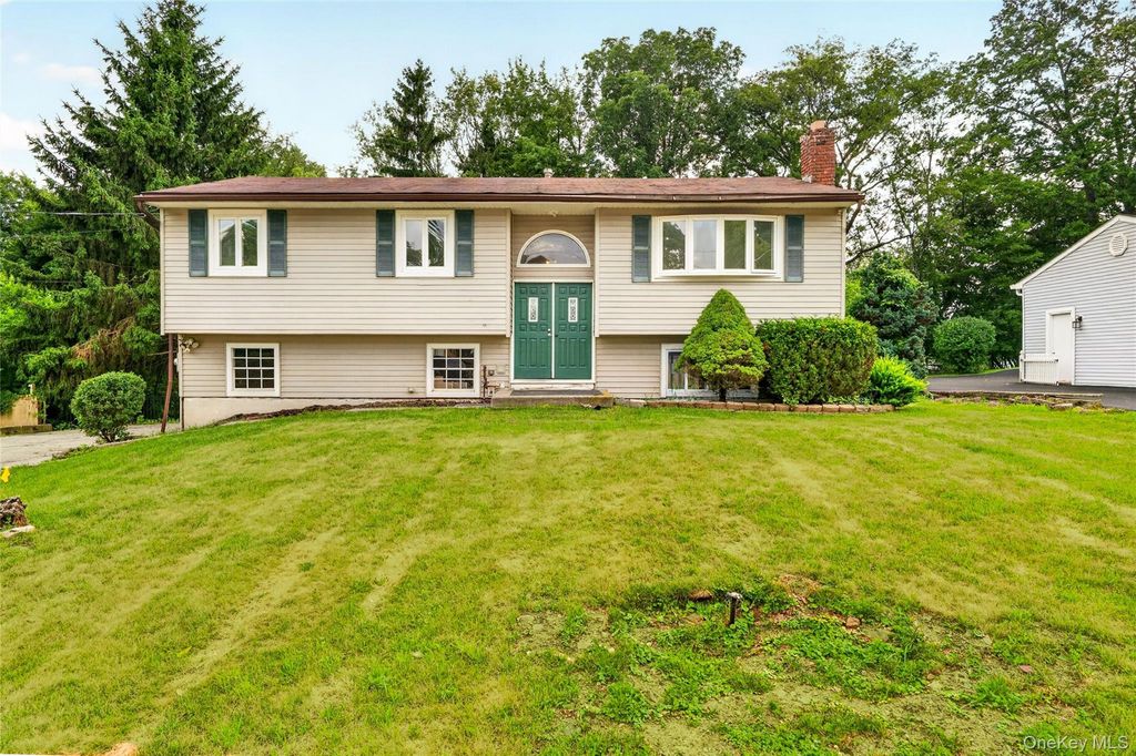 23 Marcy Lane, Middletown, NY 10941