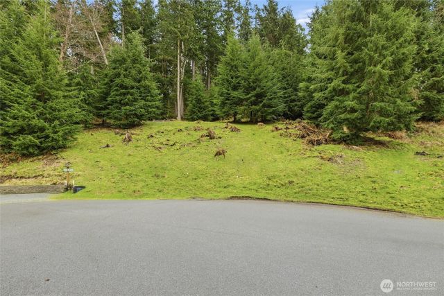 5184 Ridgeline Place, Oak Harbor, WA 98277