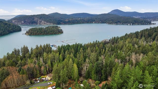 5184 Ridgeline Place, Oak Harbor, WA 98277