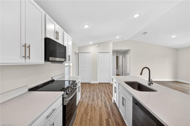 2006 NW 13th PL, Cape Coral, FL 33993