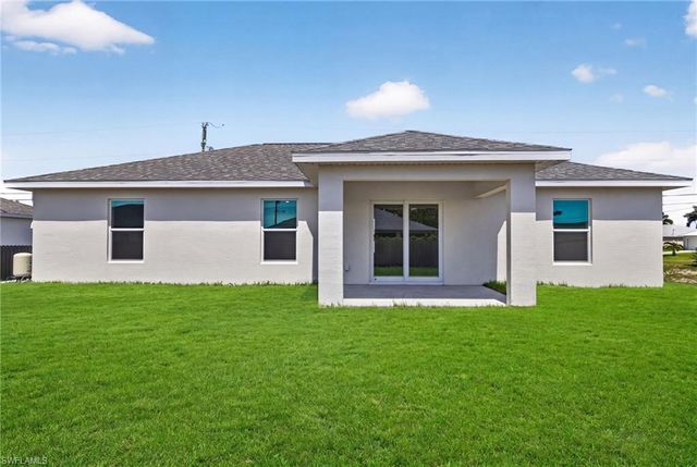 2006 NW 13th PL, Cape Coral, FL 33993