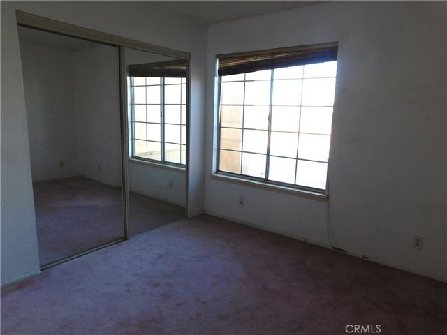 21864 Garibaldi, California City, CA 93505