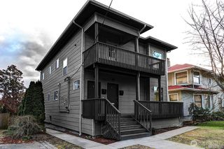 1906 3rd Avenue W #2, Seattle, WA 98119
