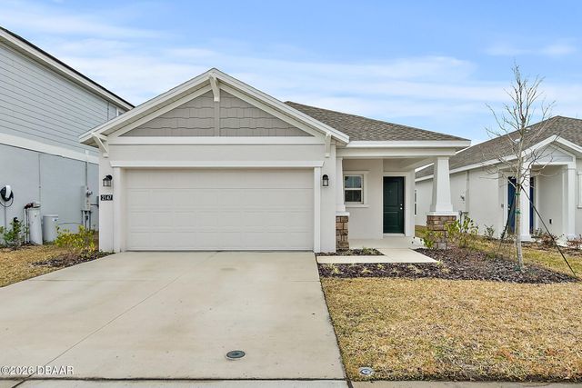 2147 Green Valley Street, Daytona Beach, FL 32124