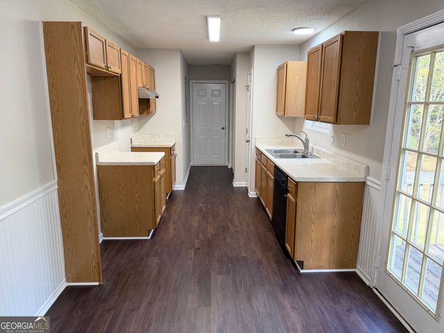 164 Lake Forest Drive, Jackson, GA 30233