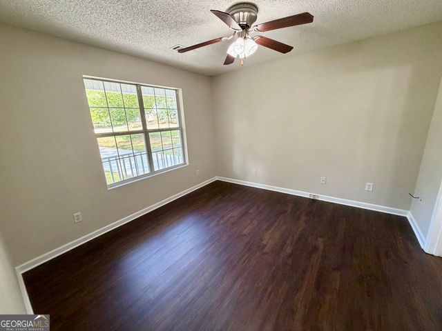 164 Lake Forest Drive, Jackson, GA 30233