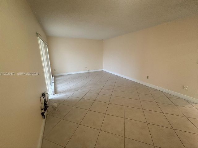 7715 SW 86th St A2-310, Miami, FL 33143