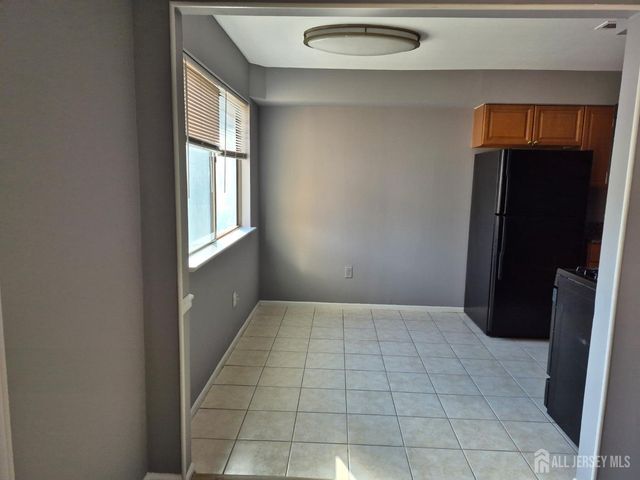 915 Edison Glen Terrace, Edison, NJ 08837