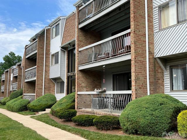 915 Edison Glen Terrace, Edison, NJ 08837