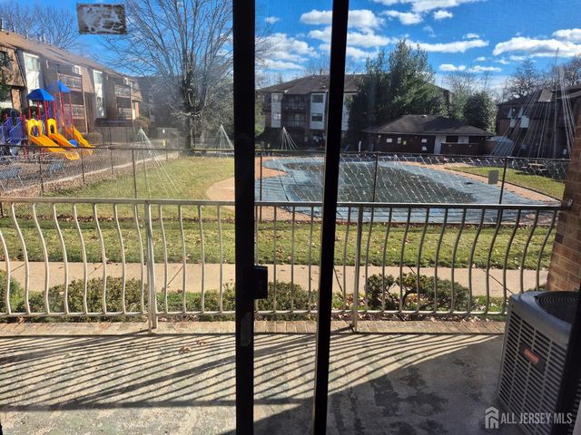 915 Edison Glen Terrace, Edison, NJ 08837