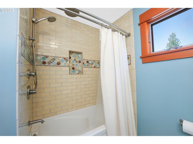 5210 Ne 47TH Ave, Portland, OR 97218