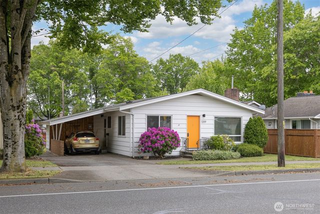 1209 Grover Street, Lynden, WA 98264