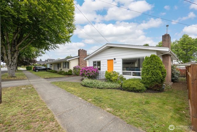 1209 Grover Street, Lynden, WA 98264